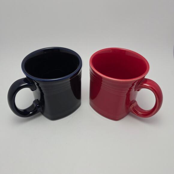 Homer Laughlin Red and Cobalt Blue Fiesta Mugs Set of 4 - Picture 5 of 11